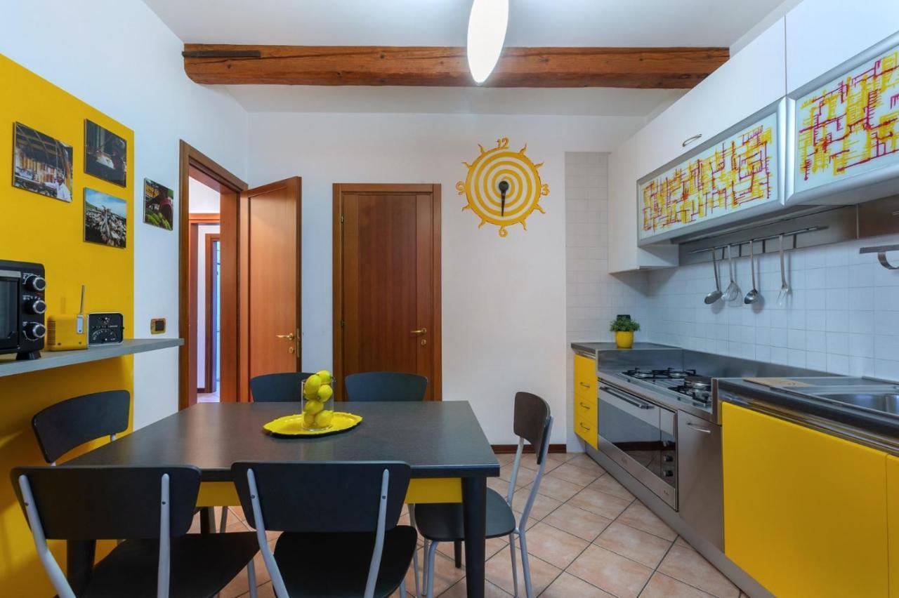 Central Ferrara Apartment Extérieur photo