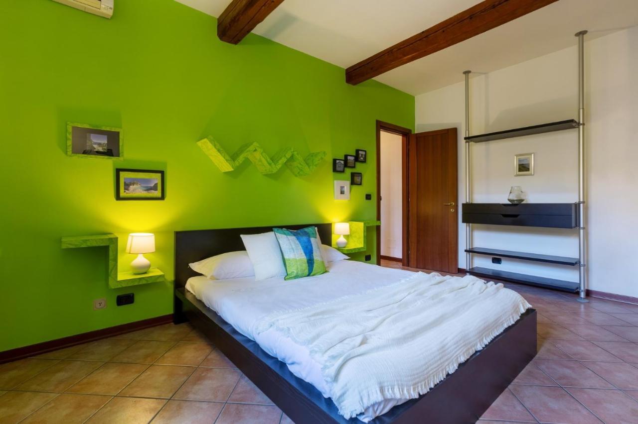 Central Ferrara Apartment Extérieur photo